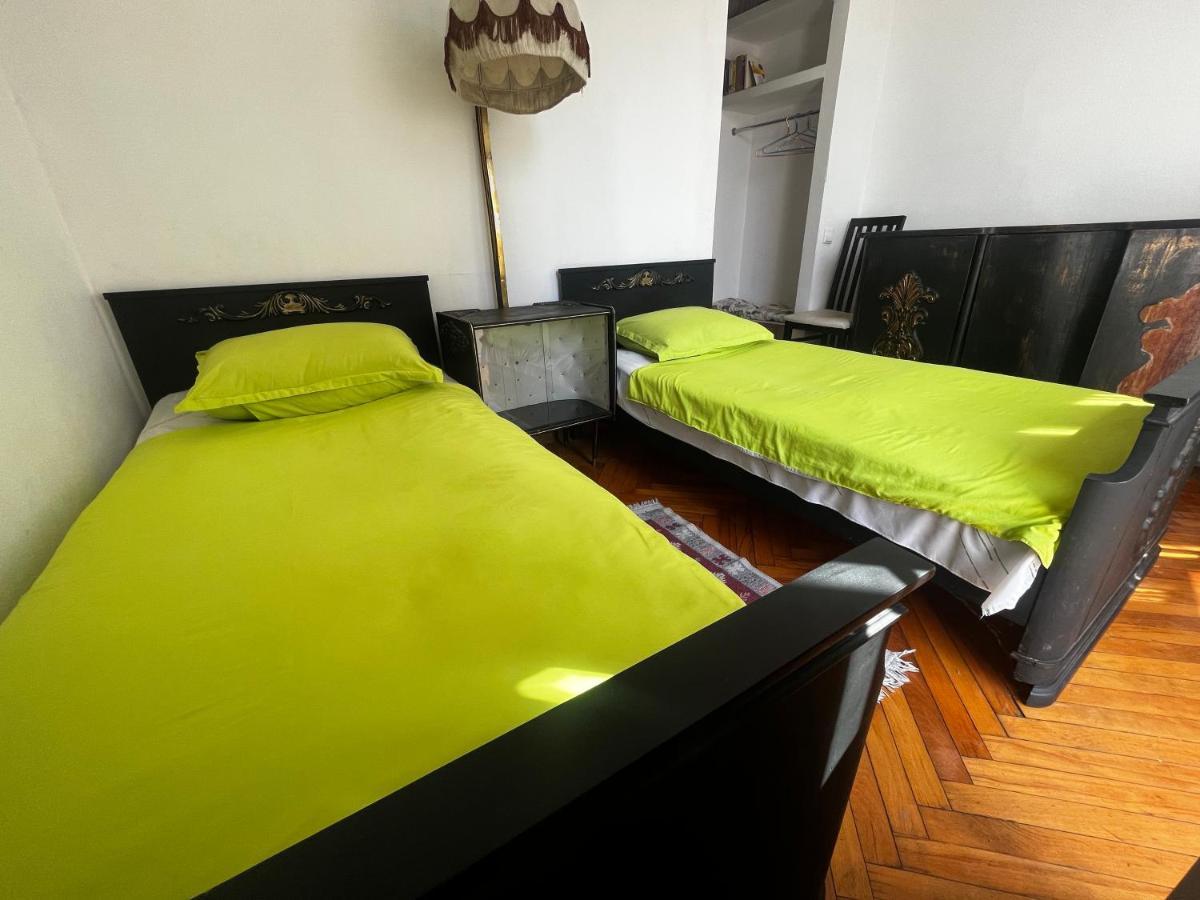 Guest House Kipiani Tiflis Exterior foto