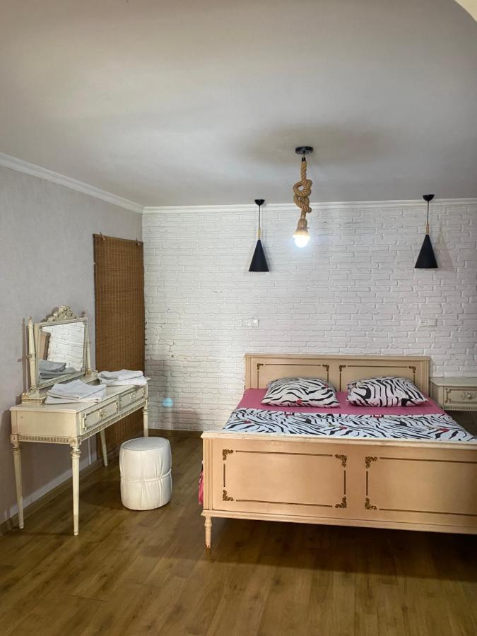 Guest House Kipiani Tiflis Exterior foto